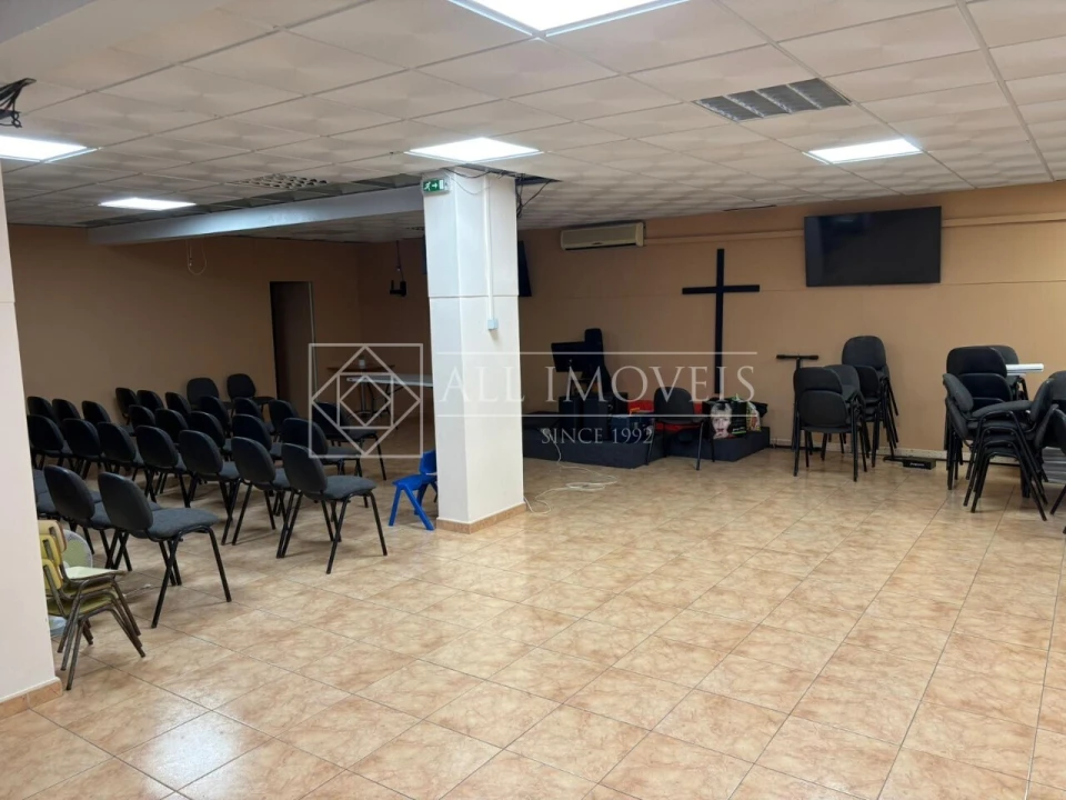 Armazém para Venda em Corroios Foto 7