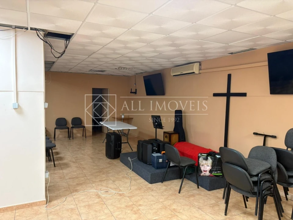 Armazém para Venda em Corroios Foto 11