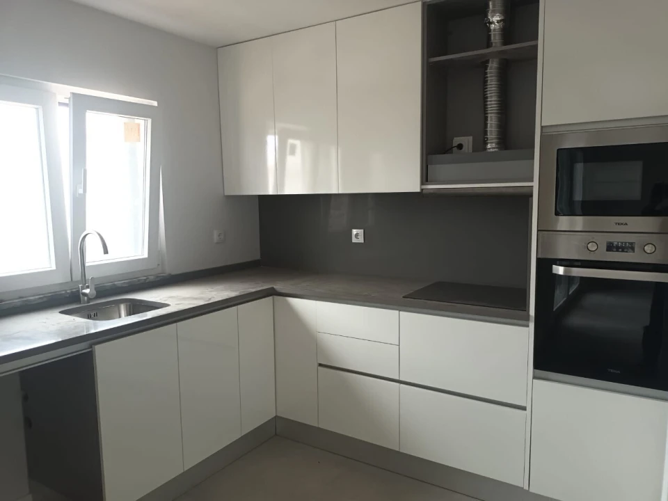 Apartamento T2 para Venda em Quinta do Conde Foto 1