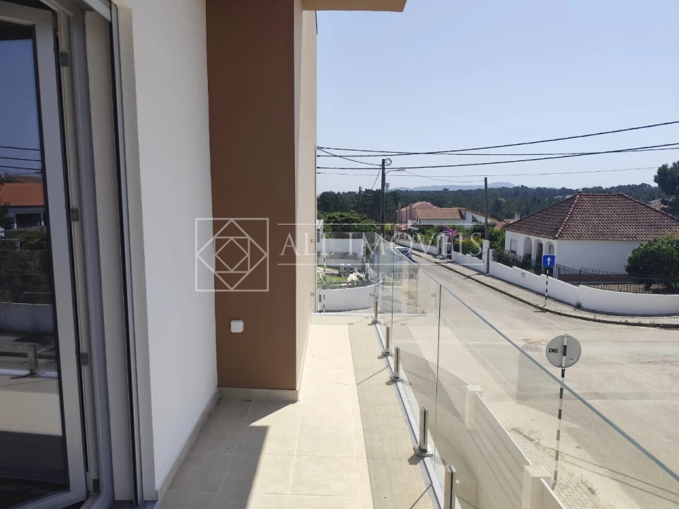 Moradia T3 para Venda em Fernao Ferro Foto 5