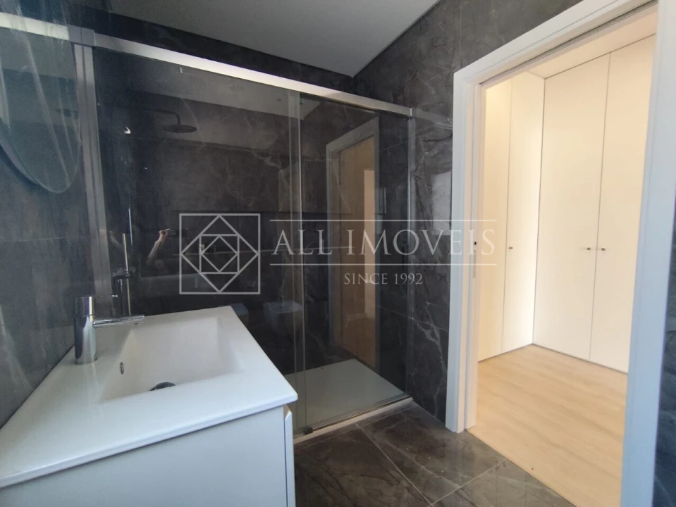 Moradia T3 para Venda em Fernao Ferro Foto 4