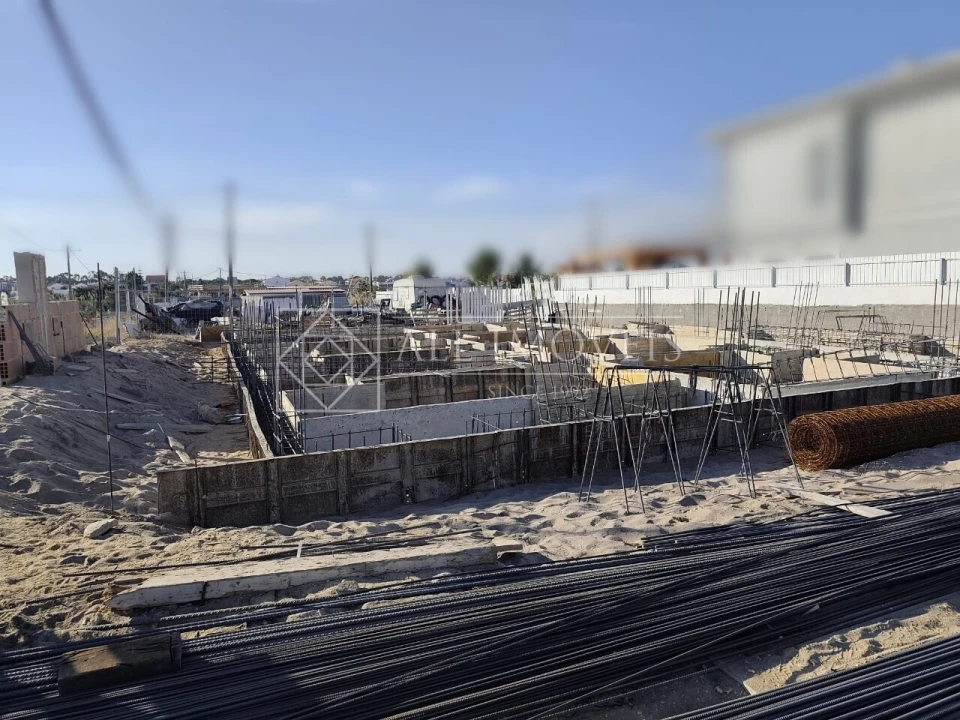 Moradia T3 para Venda em Fernao Ferro Foto 1
