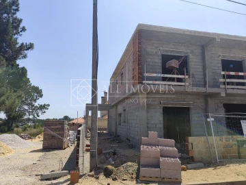 Moradia T3 para Venda em Fernao Ferro