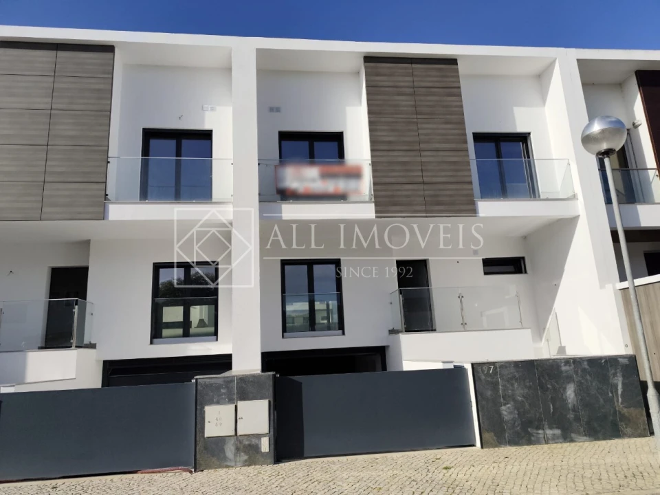 Moradia T4 para Venda em Alcochete Foto 46