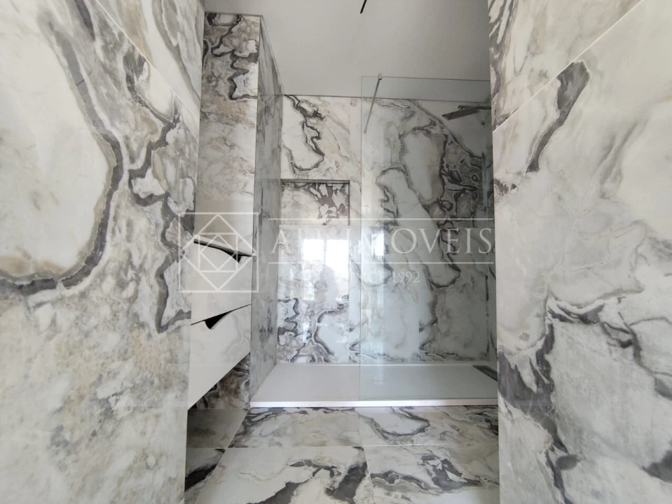 Moradia T4 para Venda em Alcochete Foto 37