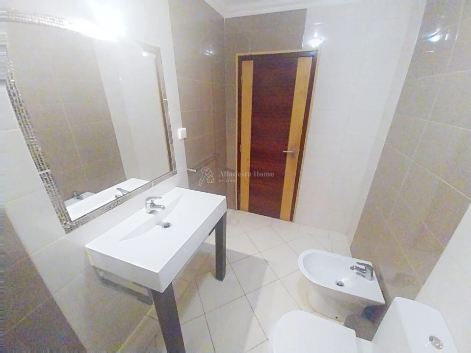Apartamento T2 para Venda em Albufeira e Olhos de Água Foto 17