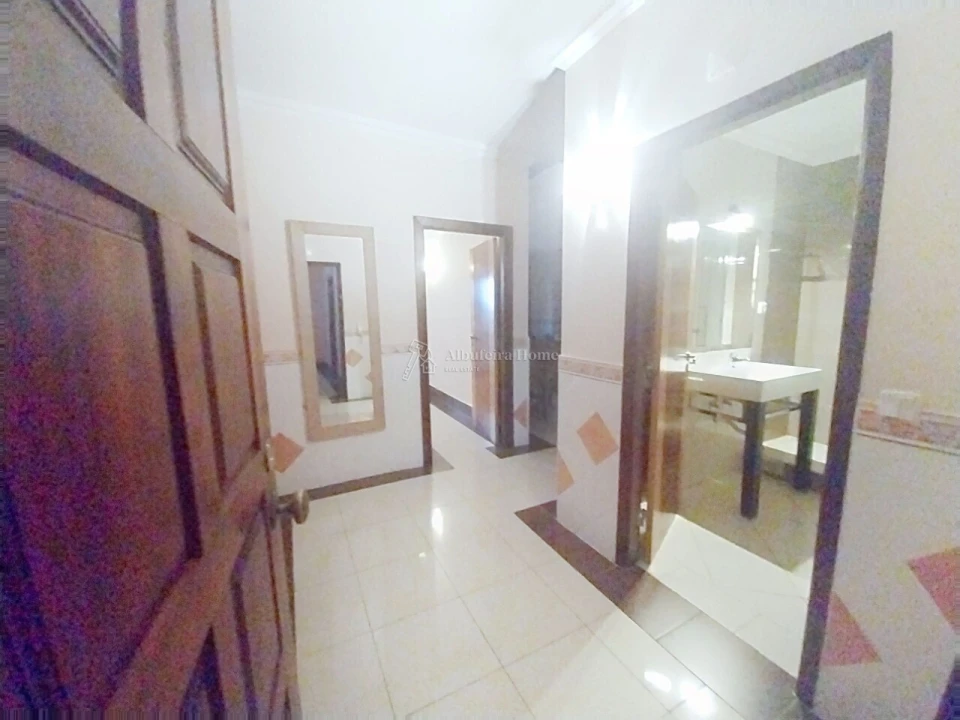 Apartamento T2 para Venda em Albufeira e Olhos de Água Foto 20