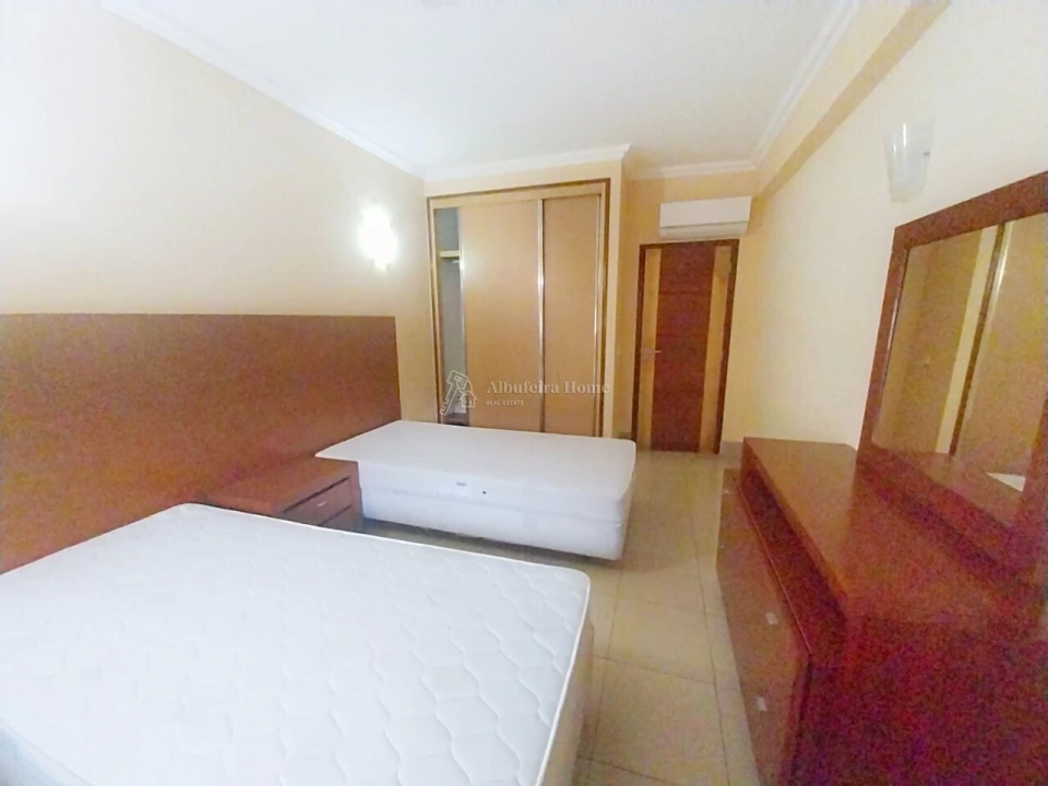 Apartamento T2 para Venda em Albufeira e Olhos de Água Foto 34