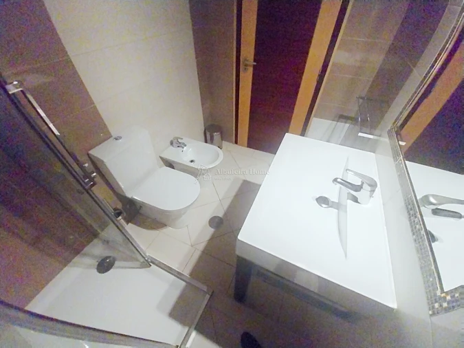 Apartamento T2 para Venda em Albufeira e Olhos de Água Foto 9