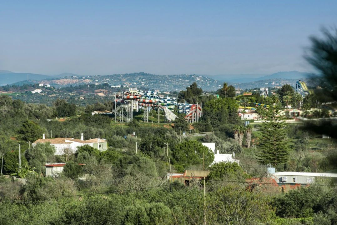 Moradia T4 para Venda em Porches Foto 37