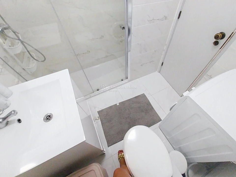 Apartamento T1 para Venda em Albufeira e Olhos de Água Foto 7