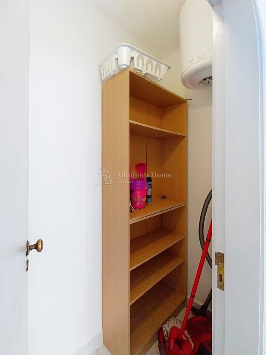 Apartamento T1 para Venda em Albufeira e Olhos de Água Foto 10