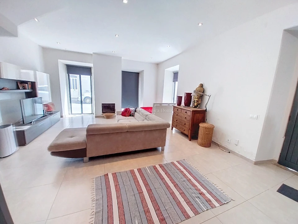 Prédio para Venda em Algoz e Tunes Foto 2