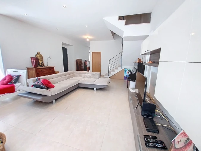 Prédio para Venda em Algoz e Tunes Foto 5