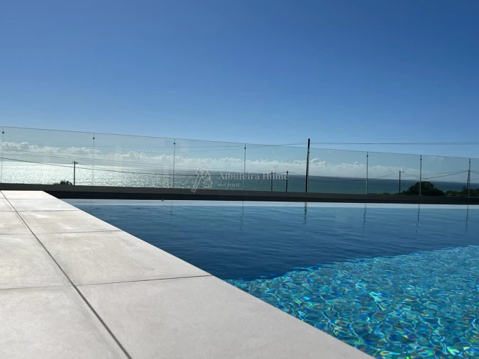 Moradia T6 para Venda em Albufeira e Olhos de Água Foto 19