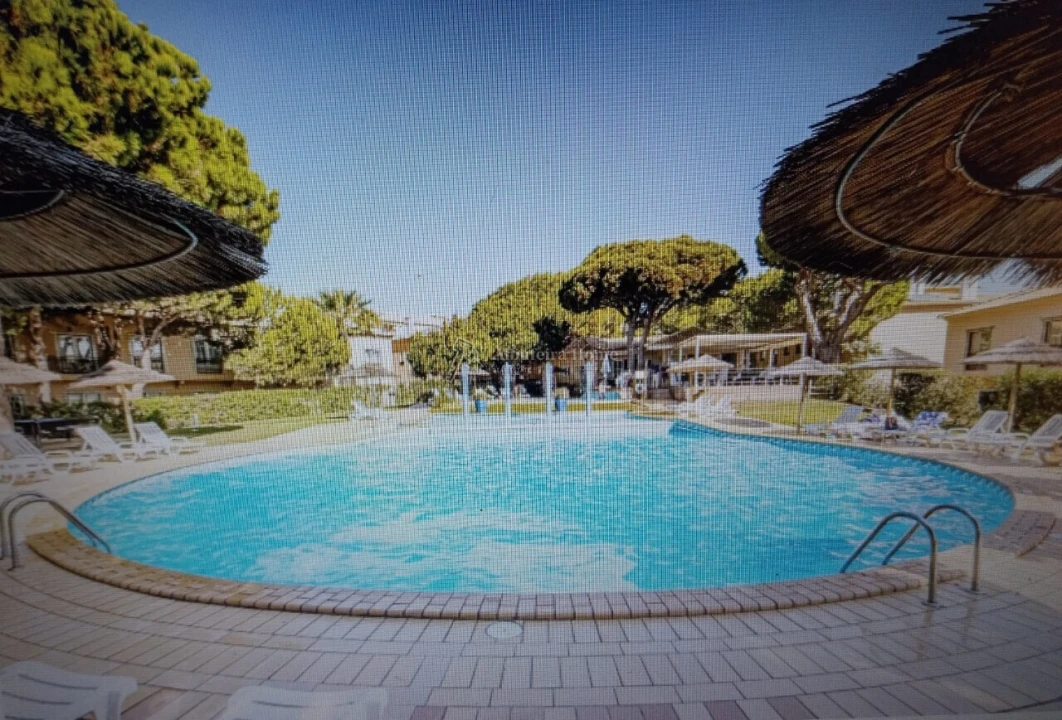 Apartamento T2 para Venda em Albufeira e Olhos de Água Foto 22