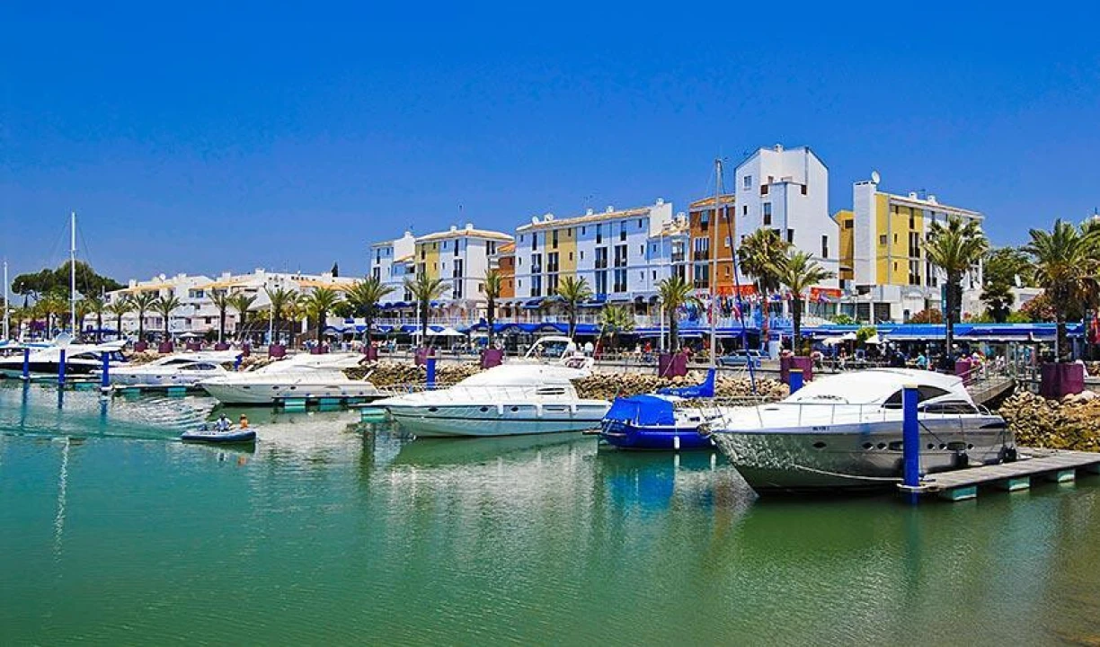 Quinta T0 para Venda em Boliqueime Foto 14