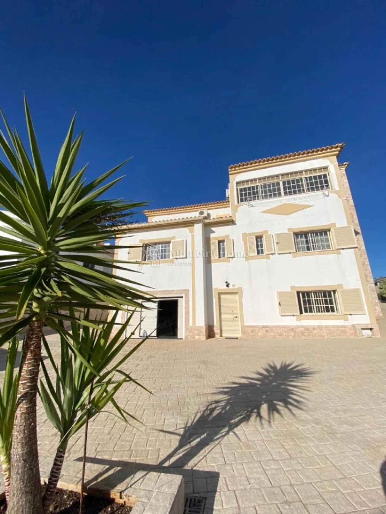 Moradia T14 para Venda em Albufeira e Olhos de Água Foto 7