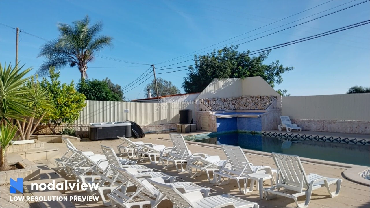 Moradia T14 para Venda em Albufeira e Olhos de Água Foto 16