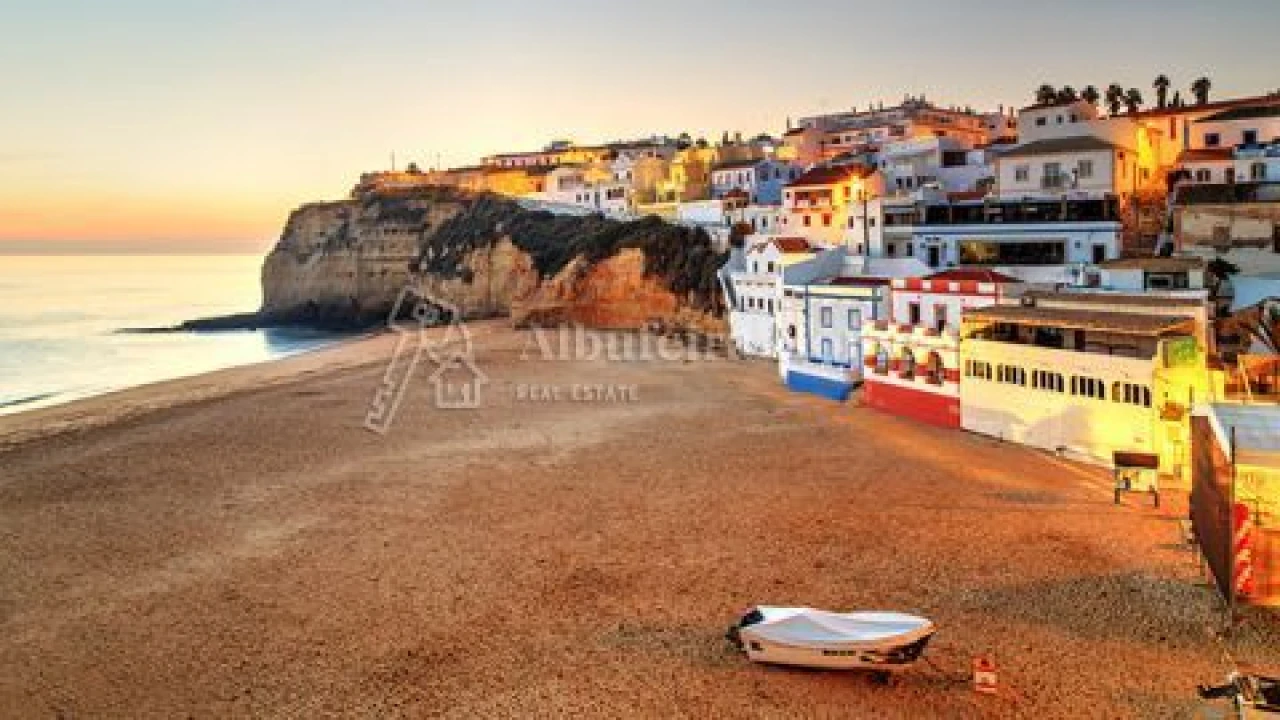 Prédio para Venda em Lagoa e Carvoeiro Foto 20