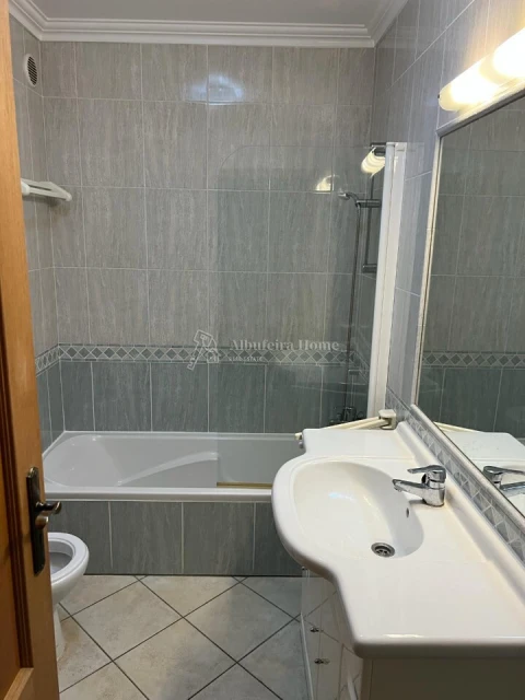 Apartamento T2 para Venda em Albufeira e Olhos de Água