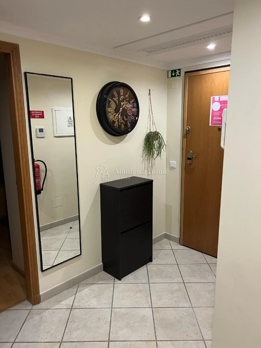 Apartamento T2 para Venda em Albufeira e Olhos de Água Foto 2