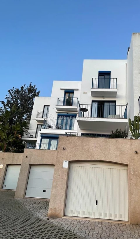 Moradia T3 para Venda em Albufeira e Olhos de Água
