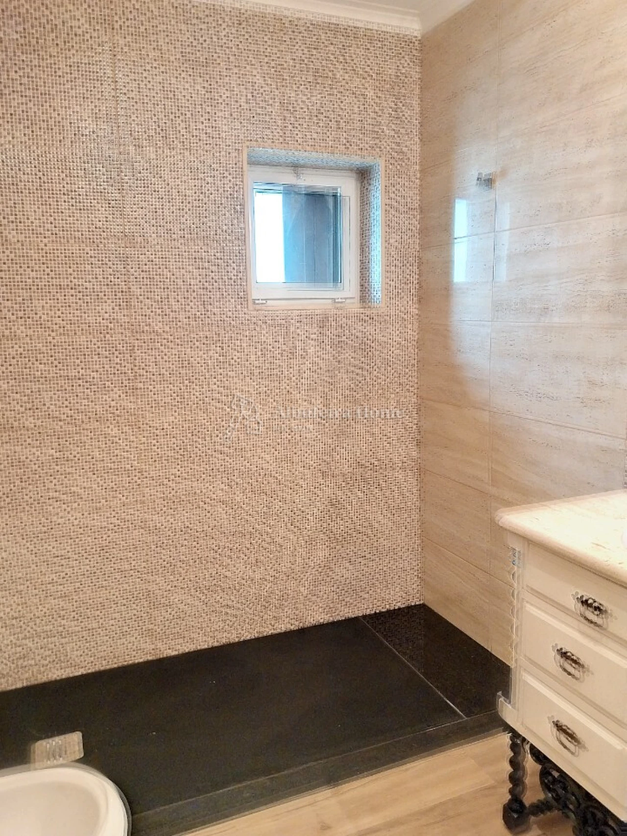 Moradia T5 para Venda em Ferreiras Foto 18