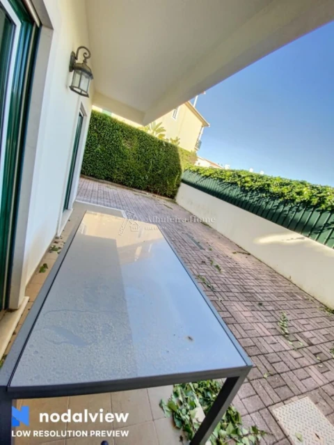 Moradia T3 para Venda em Albufeira e Olhos de Água
