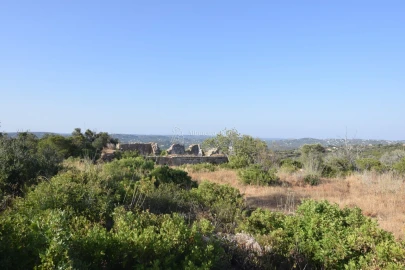 Terreno para Venda em Santa Barbara de Nexe