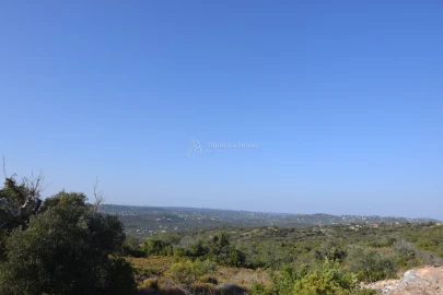 Terreno para Venda em Santa Barbara de Nexe