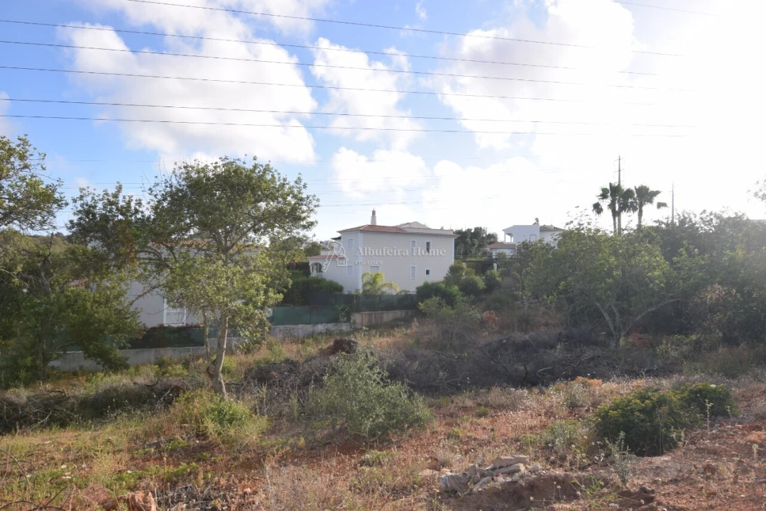 Terreno para Venda em Albufeira e Olhos de Água Foto 2