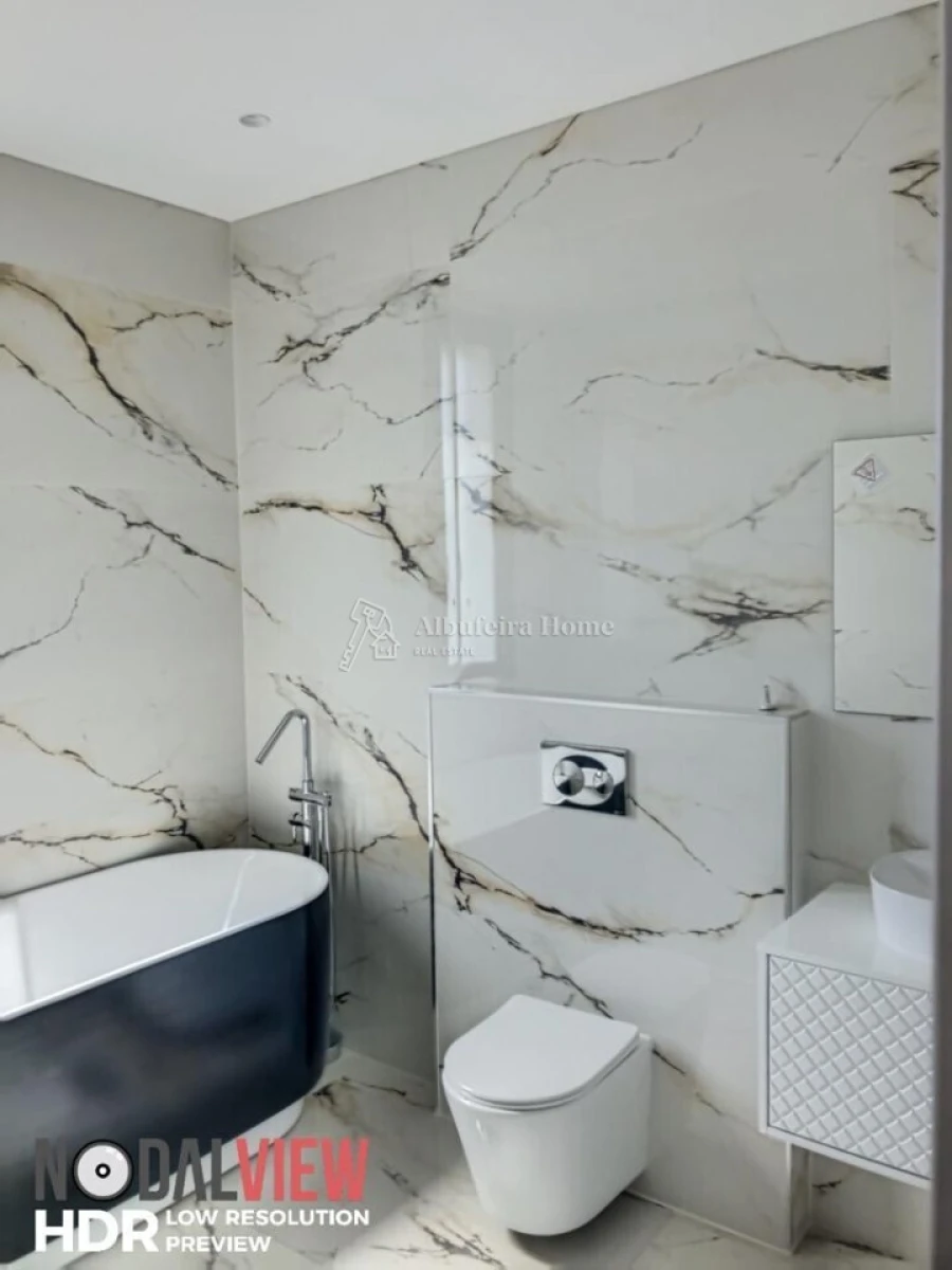 Moradia T4 para Venda em Albufeira e Olhos de Água Foto 5