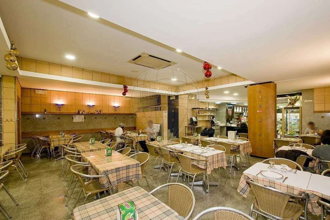 Prédio para Venda em Santo António Foto 33