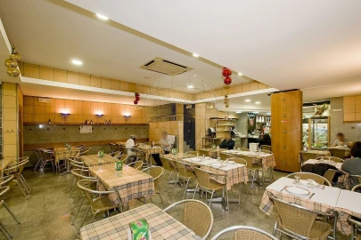 Prédio para Venda em Santo António