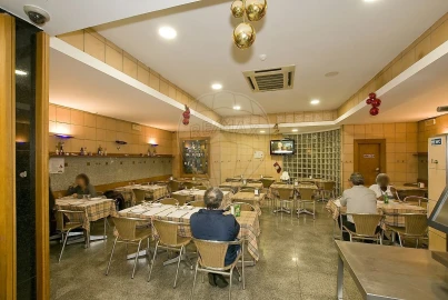 Prédio para Venda em Santo António