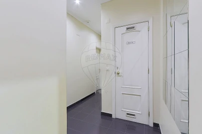 Prédio para Venda em Santo António