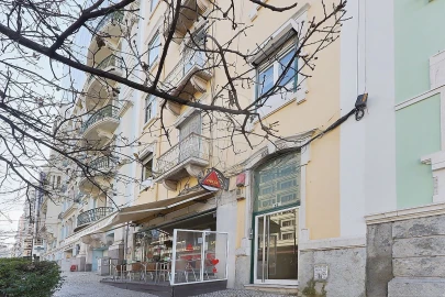 Prédio para Venda em Santo António