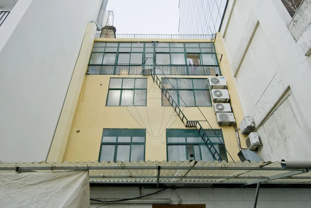 Prédio para Venda em Santo António Foto 38