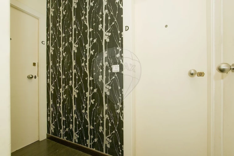 Prédio para Venda em Santo António Foto 13