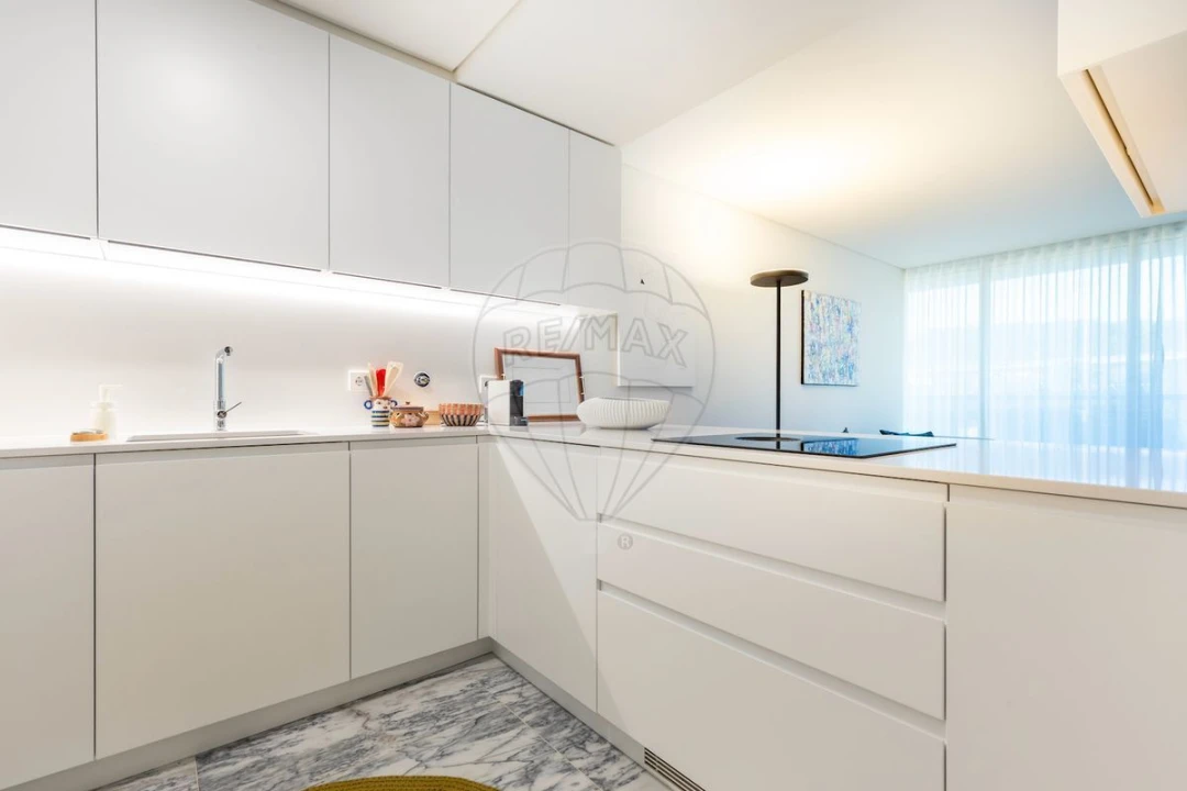 Apartamento T1 para Venda em Campolide Foto 14