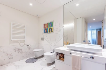 Apartamento T1 para Venda em Campolide