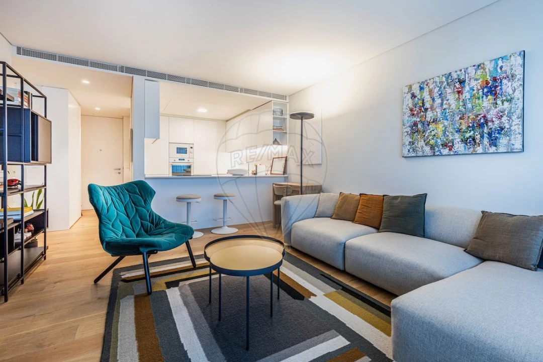 Apartamento T1 para Venda em Campolide Foto 9