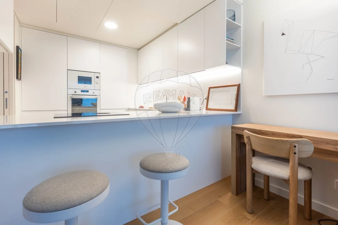 Apartamento T1 para Venda em Campolide Foto 11