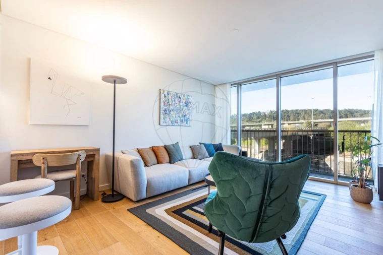 Apartamento T1 para Venda em Campolide Foto 2