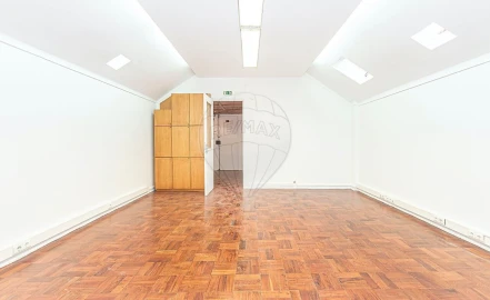 Escritório para Arrendamento em Penha de França