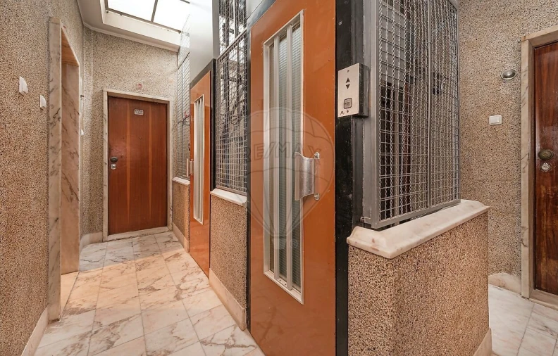 Escritório para Arrendamento em Penha de França Foto 3