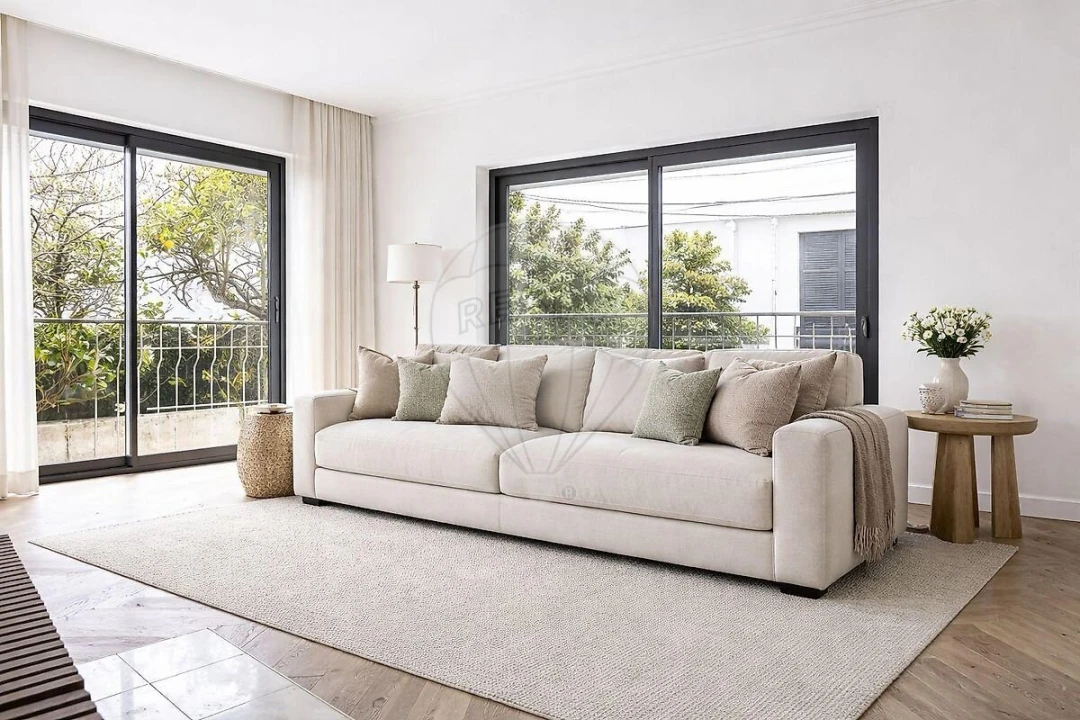 Apartamento T4 para Venda em Corroios Foto 8