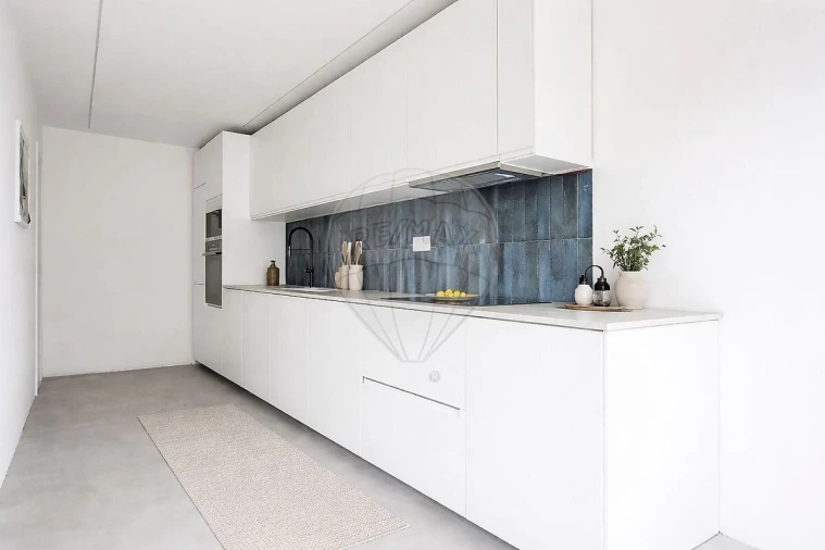 Apartamento T4 para Venda em Corroios Foto 19