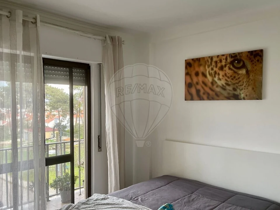 Apartamento T2 para Venda em Quinta do Conde Foto 1